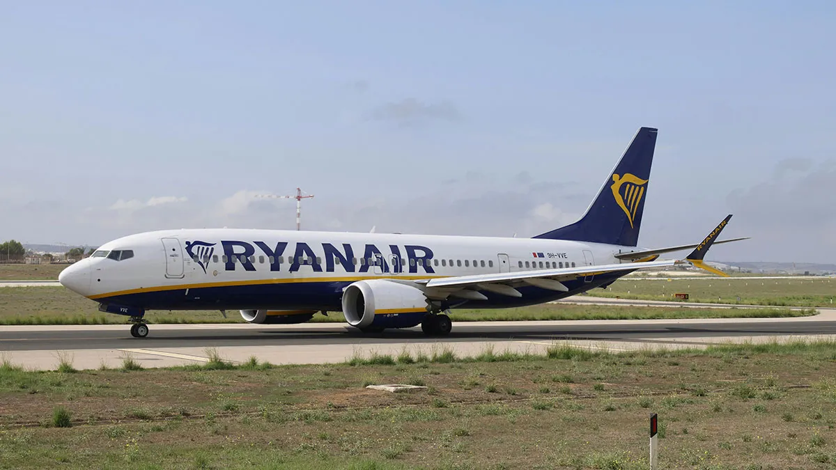 Ryanair Doesn’t Let 4YO Sit With Parents, Flight Turns Into Nightmare, Parents Are Livid