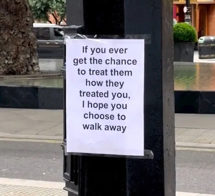 39 Wholesome Messages You Need To See, From The Streets Of London Directly To People’s Hearts