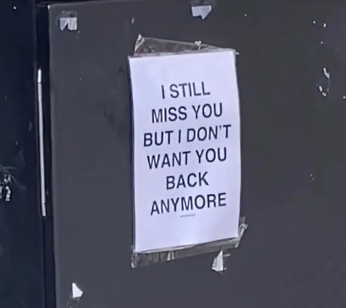39 Wholesome Messages You Need To See, From The Streets Of London Directly To People’s Hearts