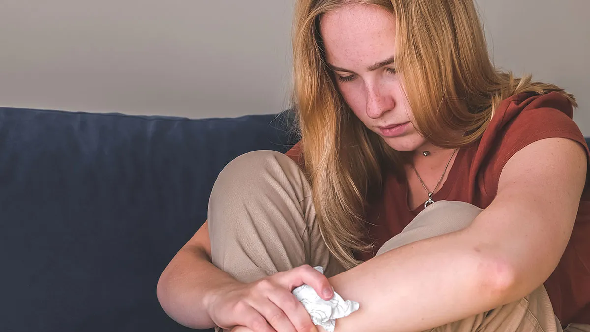 Woman Escapes Death By Minutes, Husband’s Behavior Makes Her Question Her Entire Marriage