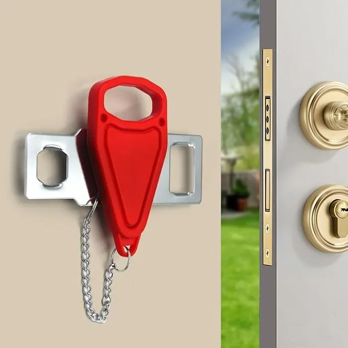 This <a Style="Display:inline;" Href="Https://Www.amazon.com/Portable-Security-Additional-Traveling-Apartment/Dp/B0dk71t7pd?_encoding=utf8&s=bazaar&pd_rd_w=slm2x&content-ID=amzn1.sym.4c571319-Fbe0-4533-B9ad-AC3171abb275&pf_rd_p=4c571319-Fbe0-4533-B9ad-AC3171abb275&pf_rd_r=0r1q5xfecfetv4sk6cm5&pd_rd_wg=t9rnp&pd_rd_r=d6590cb5-E8f4-48ff-Bbcc-428461ab939a&pos=title&linkcode=ll1&tag=bpsheep-20&linkid=349ba40f9b4621c9c9d721bb2486c857&language=en_us&ref_=as_li_ss_tl" Target="_blank"><span Style="Font:inherit;color:#d74b1f;"> Portable Door Lock</Span> Gives You Peace Of Mind On-The-Go Or At Home