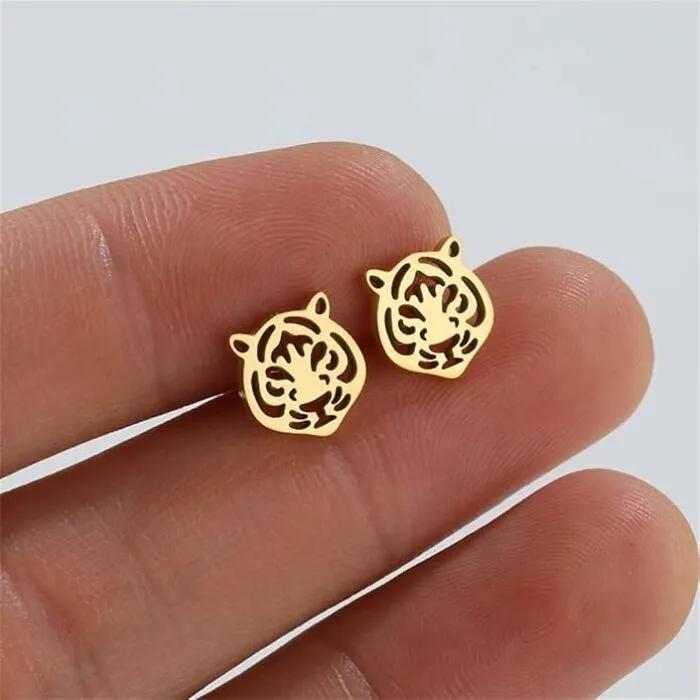  These Small But Mighty <a Style="Display:inline;" Href="Https://Www.amazon.com/Earrings-Stainless-Cartilage-Pierced-Hypoallergenic/Dp/B0djsw5msq?_encoding=utf8&s=bazaar&pd_rd_w=ezbmd&pd_rd_wg=3fty7&pd_rd_r=f31d30fe-4b95-42ec-A263-A2cbb22fd72e&content-ID=amzn1.sym.cd8c0d17-3948-48b9-9fd6-0bb41ef38b72&pos=title&linkcode=ll1&tag=bpsheep-20&linkid=5aae39d524313d4f33155918ce20c032&language=en_us&ref_=as_li_ss_tl" Target="_blank"><span Style="Font:inherit;color:#d74b1f;"> Tiger Earrings</Span> Make A Fierce Statement
