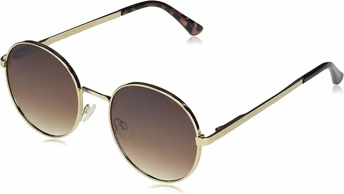 Channel Martha's Effortless Elegance With Her Vintage-Inspired <a Style="Display:inline;" Href="Https://Www.amazon.com/Ms141-Protective-Sunglasses-Timeless-All-Year/Dp/B08ys4cgx8?ref_=ast_sto_dp&th=1" Target="_blank"><span Style="Font: Inherit; Color: #d74b1f;"> Vintage Round Frame Sunglasses</Span>