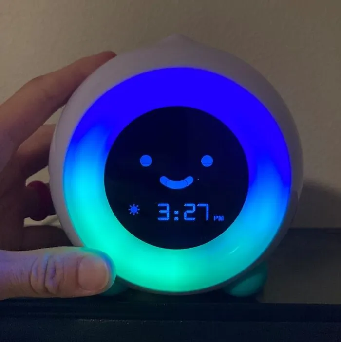 Help Your Little Ones Learn To Love Bedtime With The Genius <a Style="Display:inline;" Href="Https://Www.amazon.com/Littlehippo-Childrens-Trainer-Sounds-Machine/Dp/B078z5fhg9?ie=utf8&th=1&linkcode=ll1&tag=bpwoodpecker-20&linkid=139ad242d4d806058abed8f99f6e383e&language=en_us&ref_=as_li_ss_tl" Target="_blank"><span Style="Font: Inherit; Color: #d74b1f;"> Ready To Rise Children's Sleep Trainer</Span>, A Game-Changing Tool That's Earned Rave Reviews From Parents 