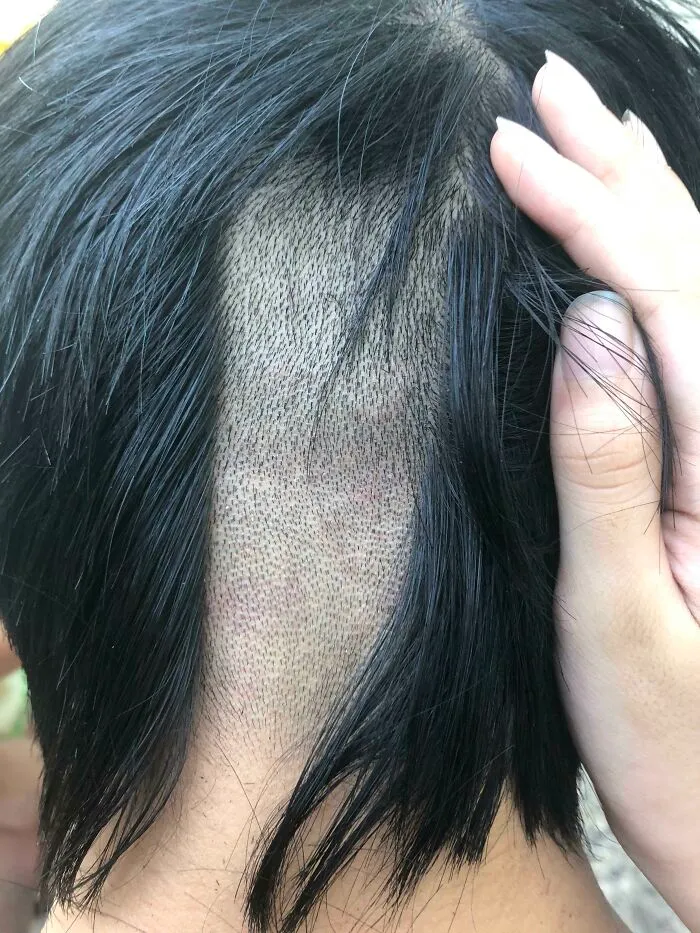 Mi mamá cometió un error al cortarme el cabello