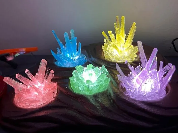 Spark Their Curiosity And Foster A Love Of Science With The Fascinating <a Style="Display:inline;" Href="Https://Www.amazon.com/Dp/B01c3dskty?ascsubtag=6338713%2c2%2c39%2cd%2c0%2c0%2cbf-G-Ki%2c0%3a0%2c18692379%2c0%2c0%2c0&th=1&linkcode=ll1&tag=bpcrocodile-20&linkid=351d270e033d0c3c07de6cace33f682e&language=en_us&ref_=as_li_ss_tl" Target="_blank"><span Style="Font: Inherit; Color: #d74b1f;"> National Geographic Mega Crystal Growing Kit</Span>, A Hands-On And Educational Experiment That Lets Them Grow Their Own Dazzling Crystals