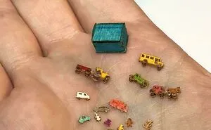 “What Is This?”: 50 Times People Spotted Something So Small, They Just Had To Share