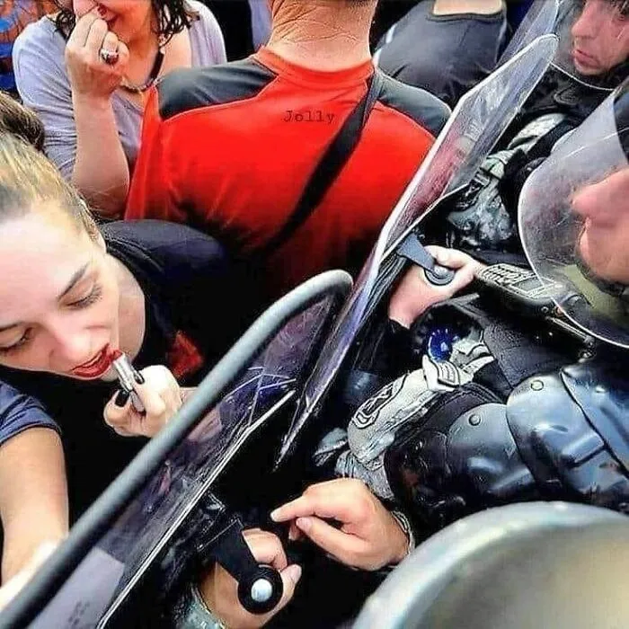 30 Epic Pics That Go Harder Than They Have To (New Pics)