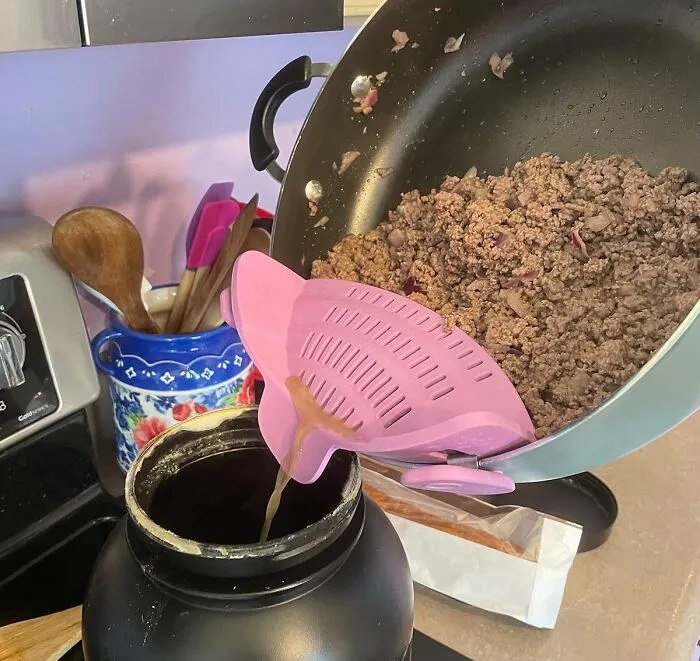 Strain With Ease Using The <a Style="Display:inline;" Href="Https://Www.amazon.com/Blue-Adjustable-Silicone-Clip-Strainer/Dp/B0c7x7z33m?ie=utf8&th=1&linkcode=ll1&tag=bpmoose-20&linkid=be2039d27816339fb74c05d8244b7913&language=en_us&ref_=as_li_ss_tl" Target="_blank"><span Style="Font: Inherit; Color: #d74b1f;"> Kitchen Gizmo Snap N' Strain</Span>, A Clever Kitchen Tool That Makes Cooking And Cleaning Up A Snap!