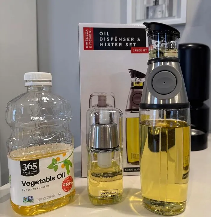 Streamline Your Cooking With The <a Style="Display:inline;" Href="Https://Www.amazon.com/Dwellza-Kitchen-Dispenser-Sprayer-Cooking/Dp/B07bs428hz?ie=utf8&th=1&linkcode=ll1&tag=bpibis-20&linkid=85f784c9cf01a3d88981bcb4370c7568&language=en_us&ref_=as_li_ss_tl" Target="_blank"><span Style="Font: Inherit; Color: #d74b1f;"> Olive Oil Sprayer And Dispenser</Span>, A Convenient Way To Add Just The Right Amount Of Oil To Your Dishes