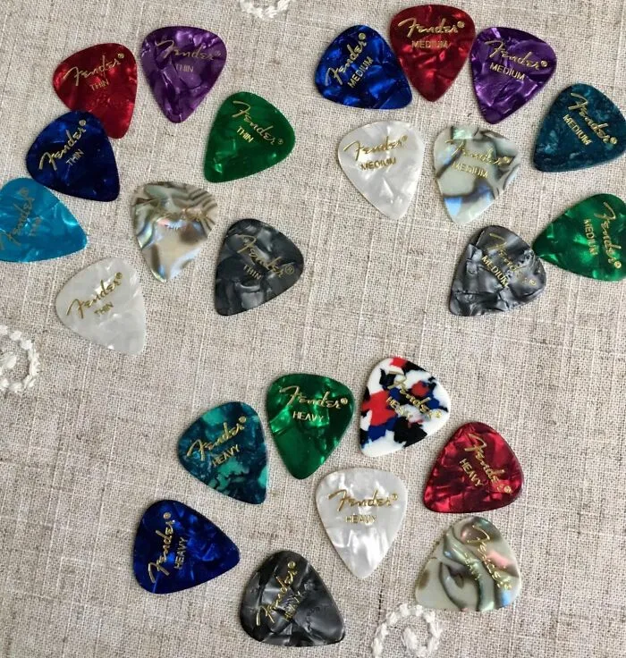 Find Your Perfect Strumming Companion With The <a Style="Display:inline;" Href="Https://Www.amazon.com/Fender-Premium-Picks-Sampler-Exclusive/Dp/B07zrykngs?ie=utf8&th=1&linkcode=ll1&tag=bppelican-20&linkid=099ec878d87838307c0447123400fb68&language=en_us&ref_=as_li_ss_tl" Target="_blank"><span Style="Font: Inherit; Color: #d74b1f;"> Fender Picks Sampler Pack</Span>, Featuring A Variety Of Picks To Suit Every Playing Style
