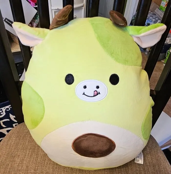 This <a Style="Display:inline;" Href="Https://Www.amazon.com/Gudisi-Avocado-Plushies-Adorable-Birthday/Dp/B0c9vy682p?ie=utf8&th=1&linkcode=ll1&tag=bpfox-20&linkid=270fee3a0a8f60a90d54660587f6d2f5&language=en_us&ref_=as_li_ss_tl" Target="_blank"><span Style="Font: Inherit; Color: #d74b1f;"> Avo Cow Plushie</Span> Is The Perfect Cuddle Buddy For Anyone Who Loves Avocados (And Cows, And Maybe Even A Little Bit Of Absurdity)