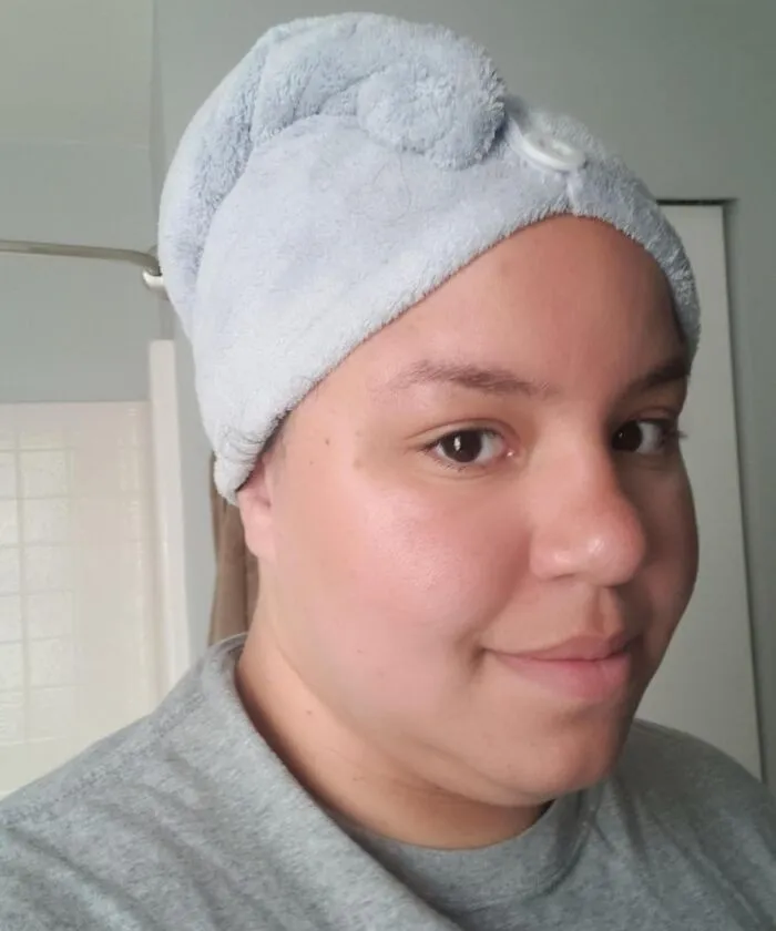 This <a Style="Display:inline;" Href="Https://Www.amazon.com/Hicober-Microfiber-2packs-Turbans-Drying/Dp/B0cpsx8kgx?ie=utf8&th=1&linkcode=ll1&tag=bpfox-20&linkid=1c5f35f4d5cb81f9060e5268353d135a&language=en_us&ref_=as_li_ss_tl" Target="_blank"><span Style="Font: Inherit; Color: #d74b1f;"> Microfiber Hair Towel</Span> Is Like A Magic Trick For Your Hair! It Dries Your Locks Faster Than A Speeding Bullet