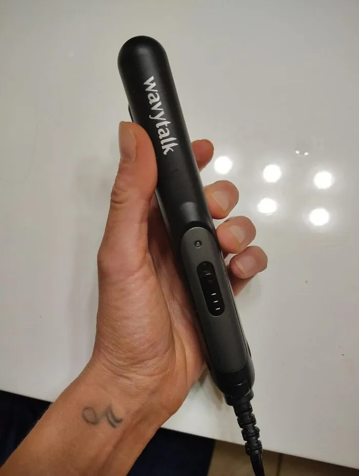 Stay Styled On The Go With This <a Style="Display:inline;" Href="Https://Www.amazon.com/Wavytalk-Mini-Flat-Ceramic-Straightener/Dp/B09cgk36wn?ie=utf8&linkcode=ll1&tag=bpjaguar-20&linkid=2afbb4318afef50fcc352bcc517d1b83&language=en_us&ref_=as_li_ss_tl" Target="_blank"><span Style="Font: Inherit; Color: #d74b1f;"> 0.7 Inch Wide Travel Flat Iron</Span> And Achieve Perfectly Smooth Hair, No Matter Where Your Travels Take You