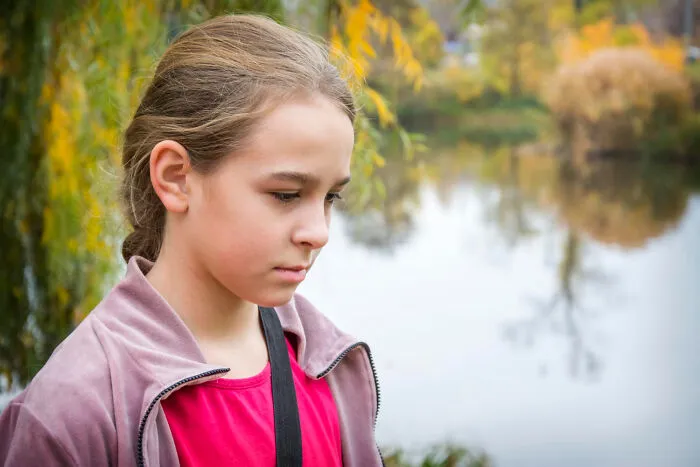 "Man, I Freaking Hate People": 35 Habits That Make Others Lose Their Cool