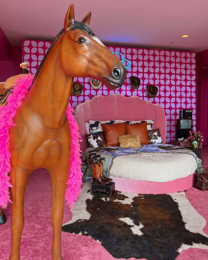 Barbie’s Malibu Dreamhouse , Ken’s Way In Malibu