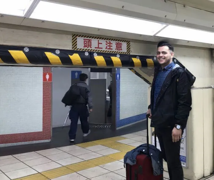 Mi primer viaje a Japón. Soy demasiado alto en este país