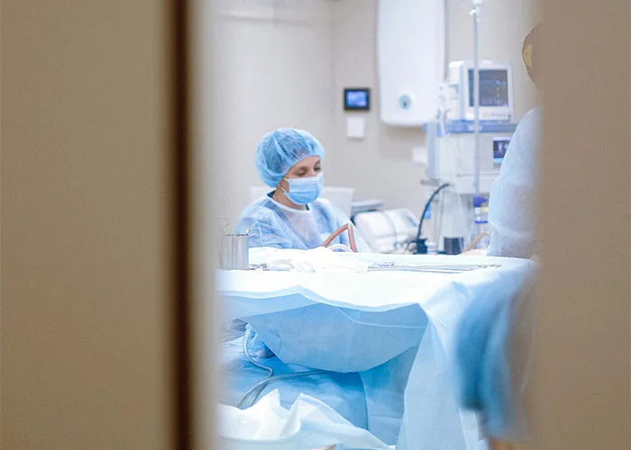 “Fell Onto The Banana”: 50 Times Patients Tried To Fool Doctors With Ridiculous Lies