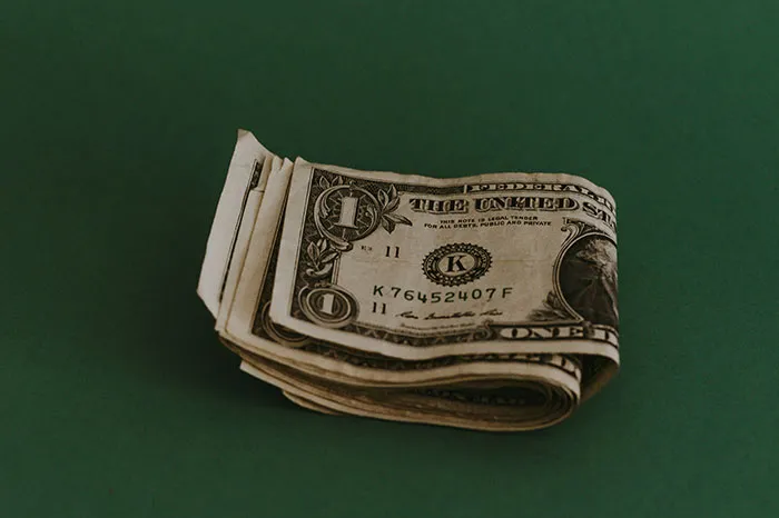 “Nothing Like Being Gifted Debt”: 35 People Share The Worst Presents They Received