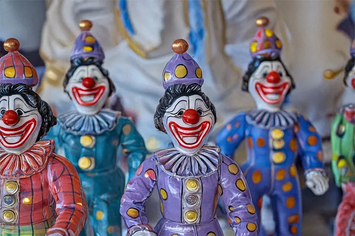 “Nothing Like Being Gifted Debt”: 35 People Share The Worst Presents They Received