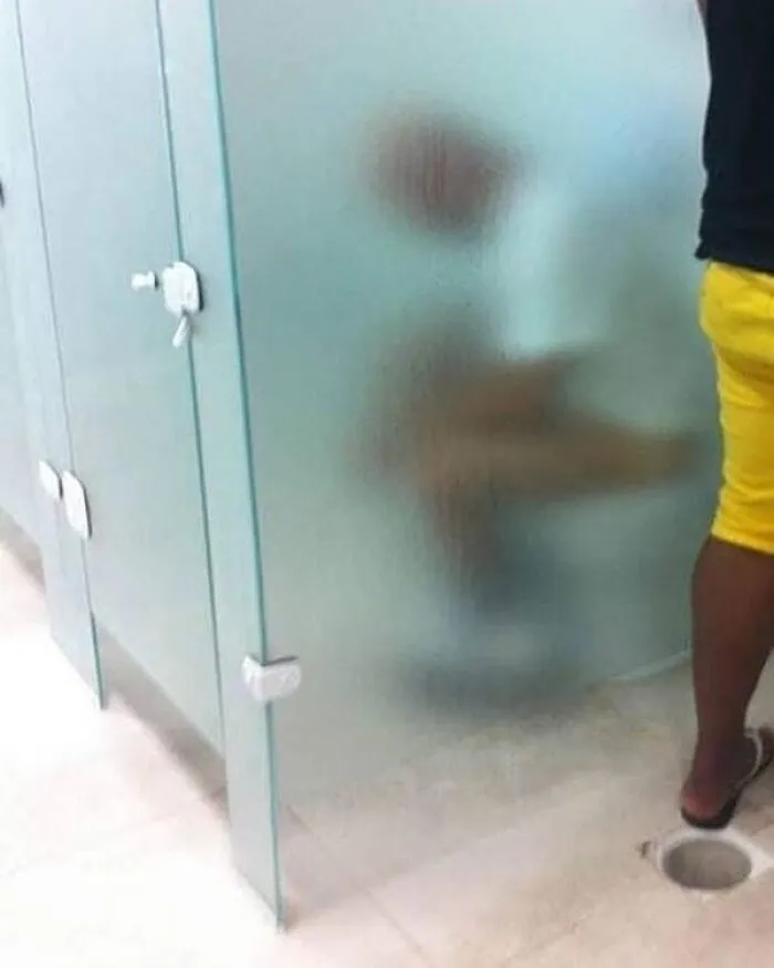 30 Bizarre And Unsettling Toilet Pics That May Make You Appreciate Your Own Bathroom More