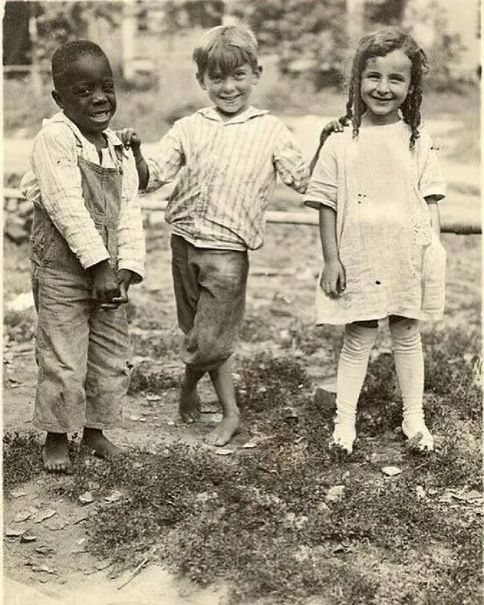 A Snapshot Of Life From Nebraska, 1910
