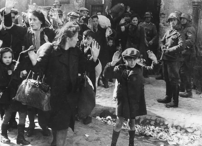 Warsaw Ghetto, 1943