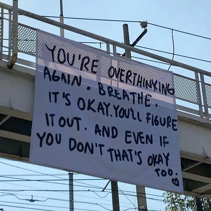 “We’re Not Really Strangers”: 50 Inspiring Signs And Labels About Meaningful Connections
