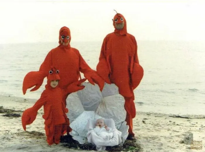“Esta foto de mi familia se tomó para Navidad a finales de 1989, después de que naciera mi hermana pequeña (la ‘perla’)”