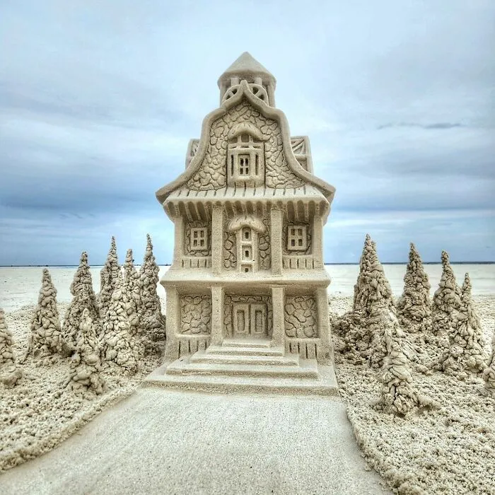 30 Breathtaking Sand Sculptures By Janel Hawkins