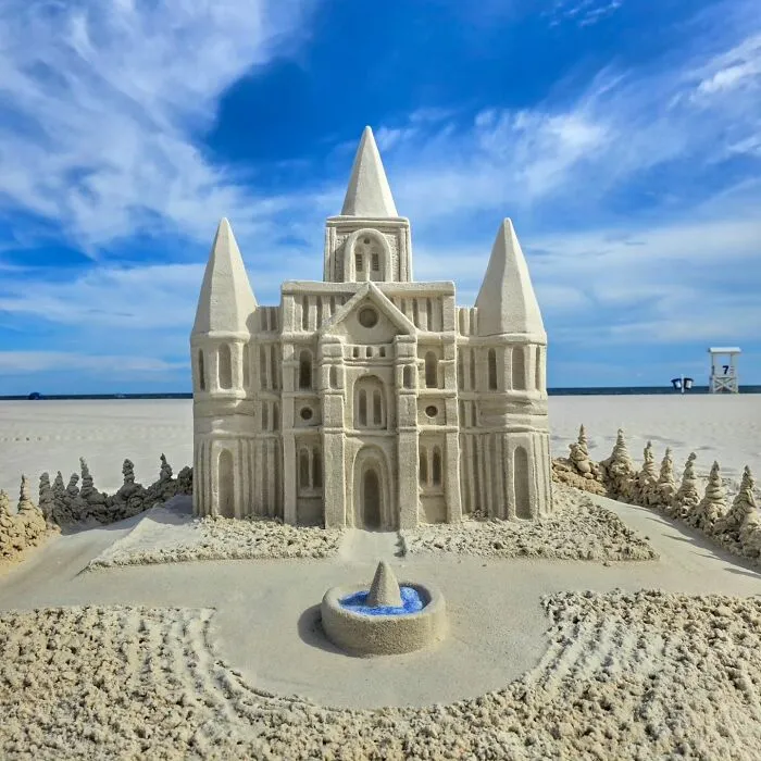 30 Breathtaking Sand Sculptures By Janel Hawkins