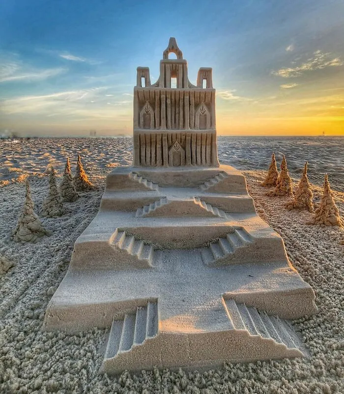30 Breathtaking Sand Sculptures By Janel Hawkins