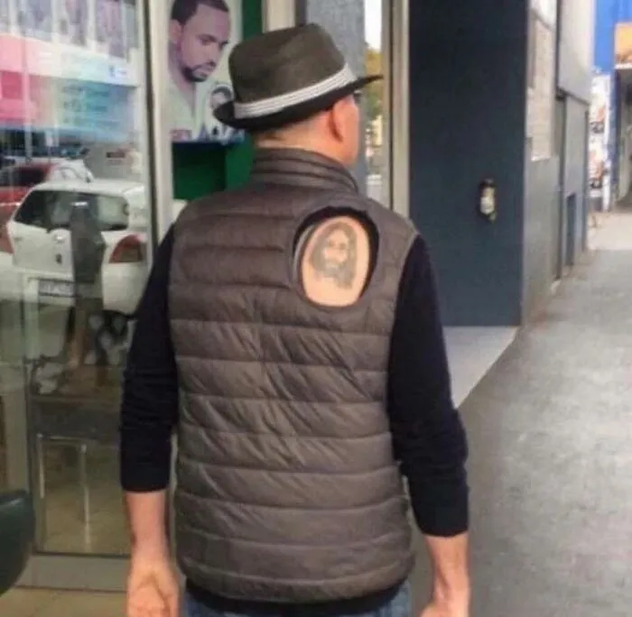43 Tatuajes horribles para recordarnos que algunos errores son difíciles de borrar