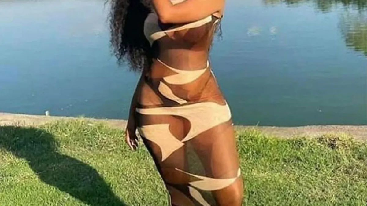 This FB Group Has Been The Hub For Roasting Awful Dresses, Here Are 50 Of Them (Best Of All Time)