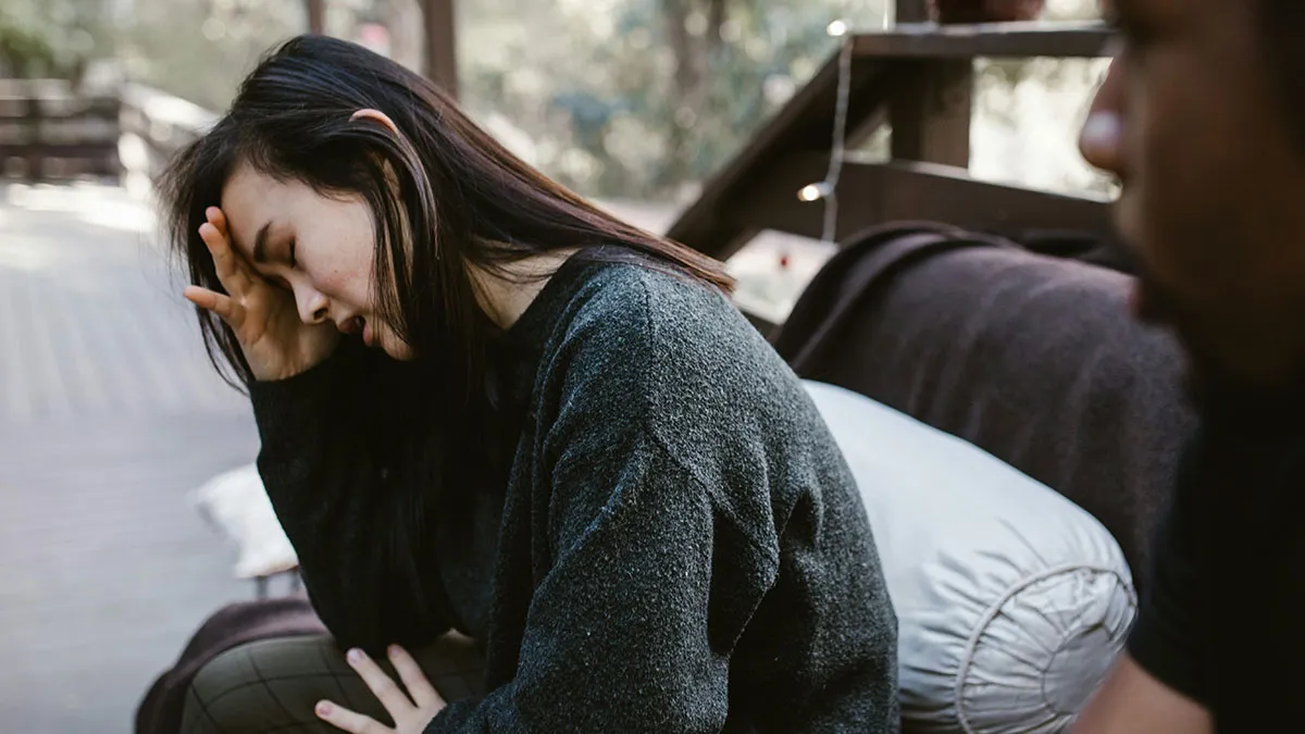 "A Homemade Piece Of Artwork": Guy Hates GF's Birthday Gift, Says It Makes Him Uncomfortable