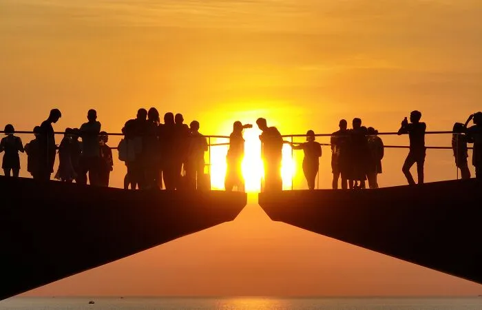 Kiss Bridge - A Paradise For Romantic Souls