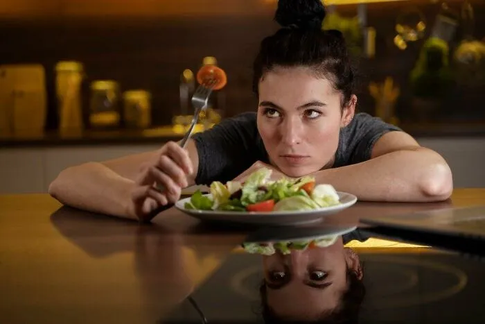 “Iron Levels Got Too Low To Donate Blood”: People Share What Made Them Quit Veganism For Good