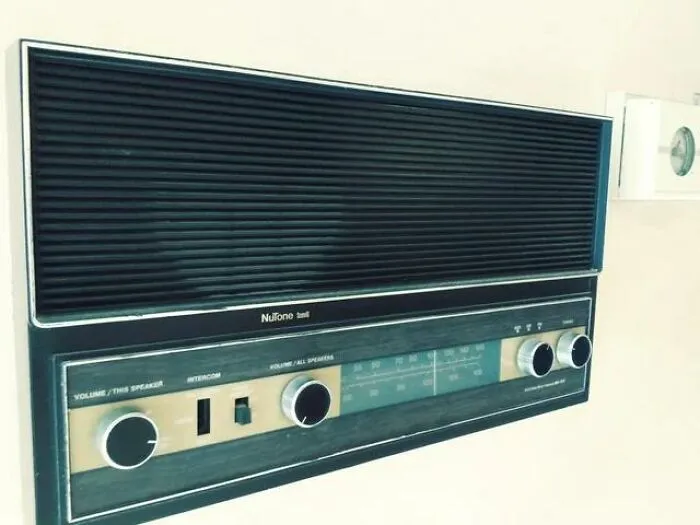 “I Am Pretty Sure They Are Now Illegal”: 44 Home Features That Have Been Faded Into History