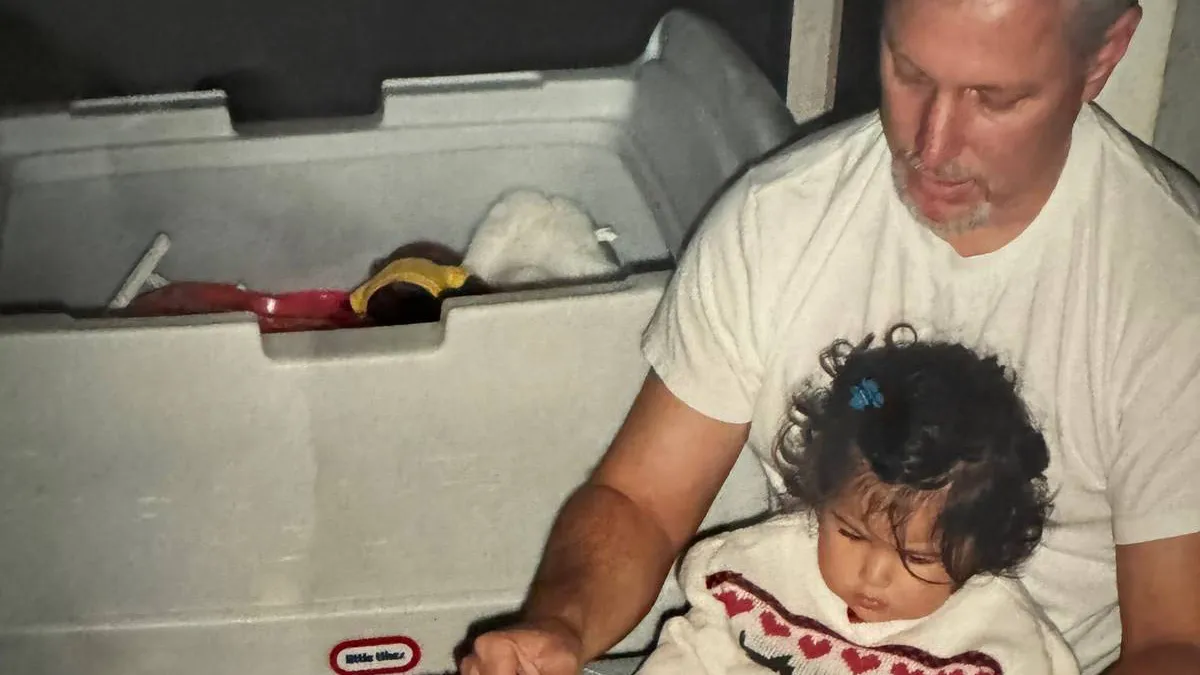 An Apology Note This Dad Slipped Under His Daughter’s Door 15 Years Ago Is Melting Netizens’ Hearts