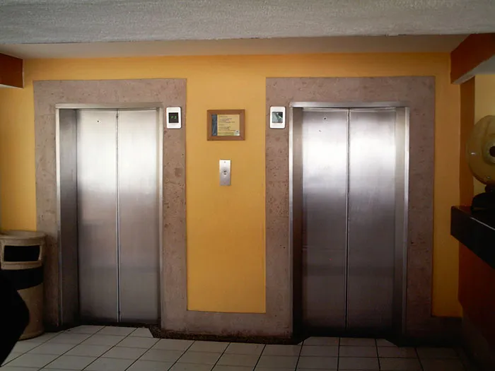 30 Of The Dumbest Things People Witnessed Geniuses Do