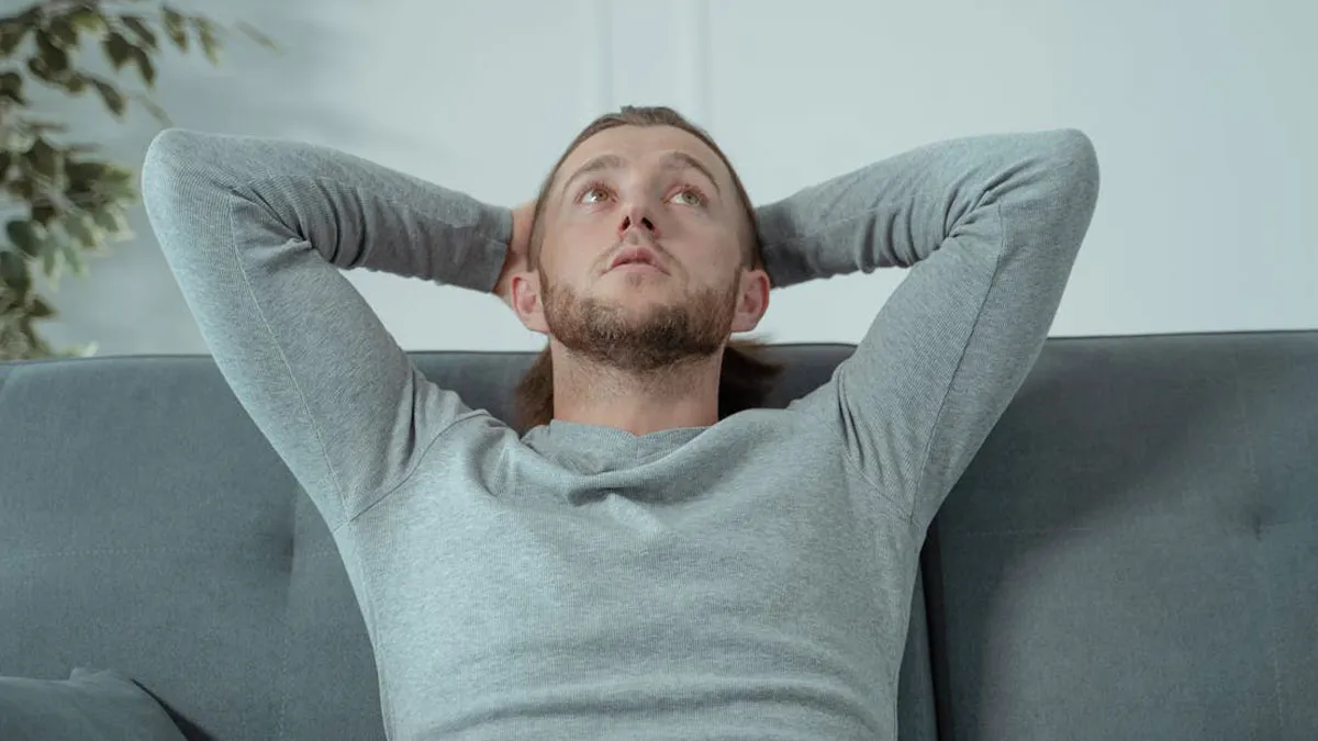Man Draws The Line At Girlfriend's Insane Rent Request: “She Says I’m Just Making Excuses”
