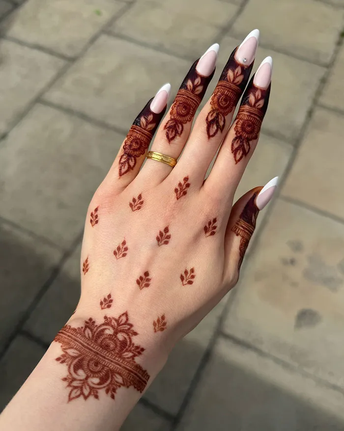 Elegance in Every Stroke