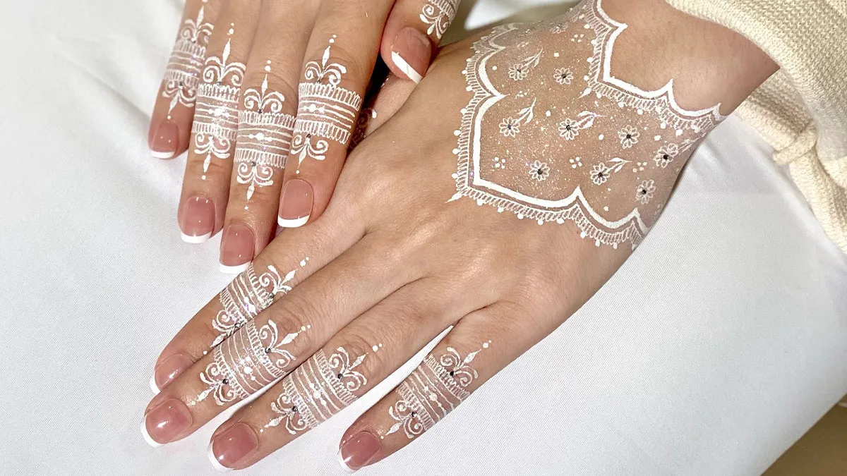 Henna Tattoo: Meaning, Safety, And Breathtaking Ideas For Your Next Piece