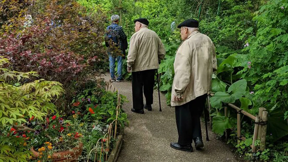 50 Times People Saw Real Glitches In The Matrix And Had To Take A Pic To Document It (New Pics)