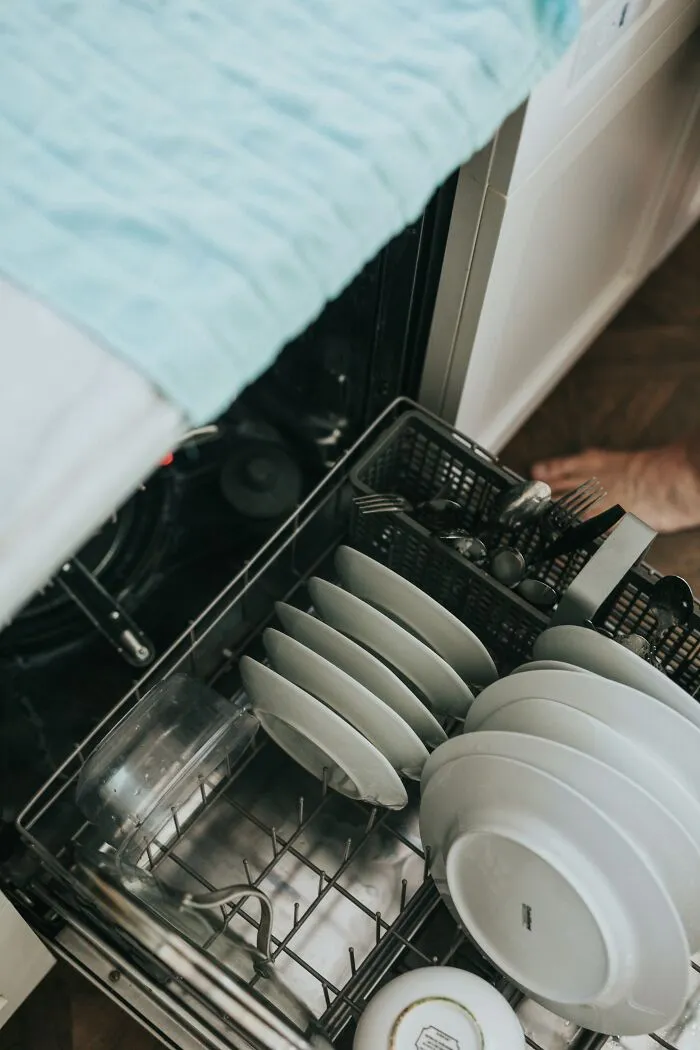 “Technically Saves You Money”: 30 Money-Saving Tips Ranging From Helpful To Weird