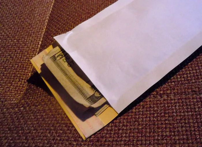 People Who Have Worked In Hollywood Reveal 30 Dark Secrets About The Entertainment Industry