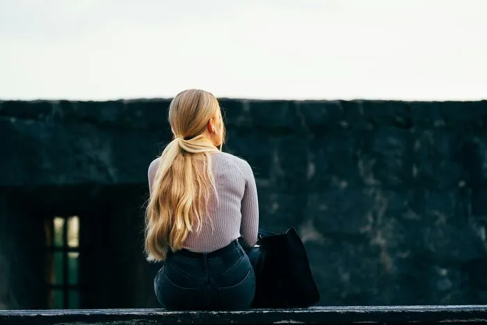 30 Low-Key Red Flags In Friendships That May Go Unnoticed Until It’s Too Late