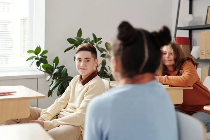 “I’m Guessing He Was Very Popular In Prison”: 50 Times Popular Kids Seriously Messed Up