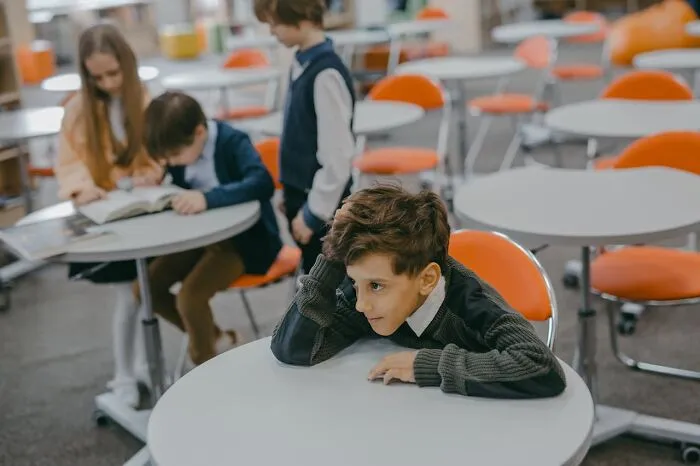 People Are Sharing Where The Lonely Kid From School Ended Up Later In Life (30 Stories)