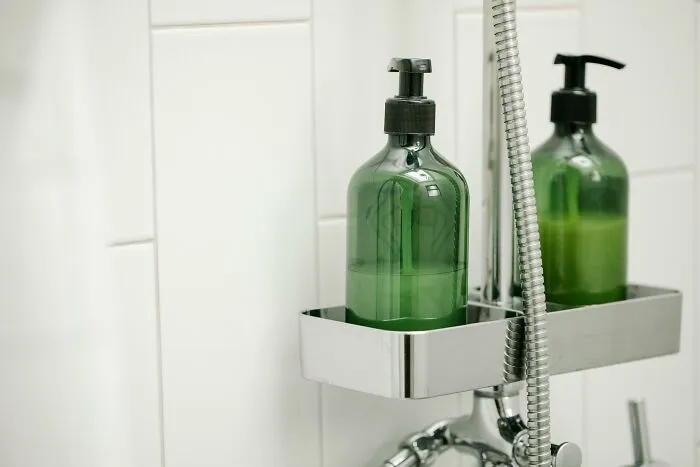 34 Stories To Make You Laugh Or Cringe About When Visiting A Single Guy's Place Gets Interesting